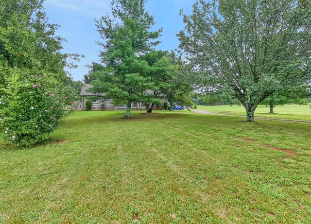 11696 Mount Pleasant Rd, Rockvale, TN 37153