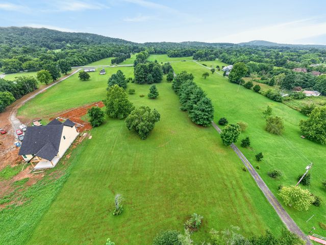11696 Mount Pleasant Rd, Rockvale, TN 37153