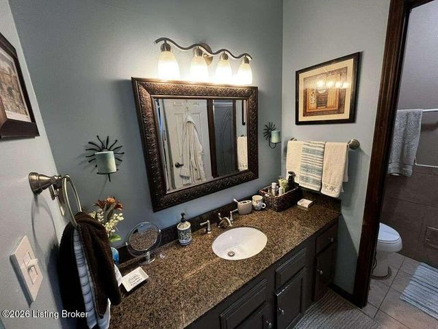 12111 Maplewood Rd, Goshen, KY 40026