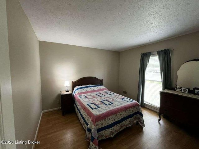 12111 Maplewood Rd, Goshen, KY 40026