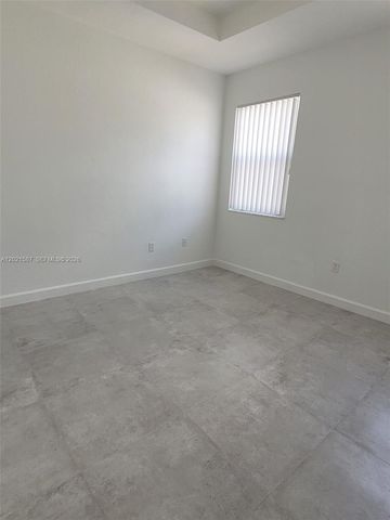2685 SE 13th St, Homestead, FL 33035