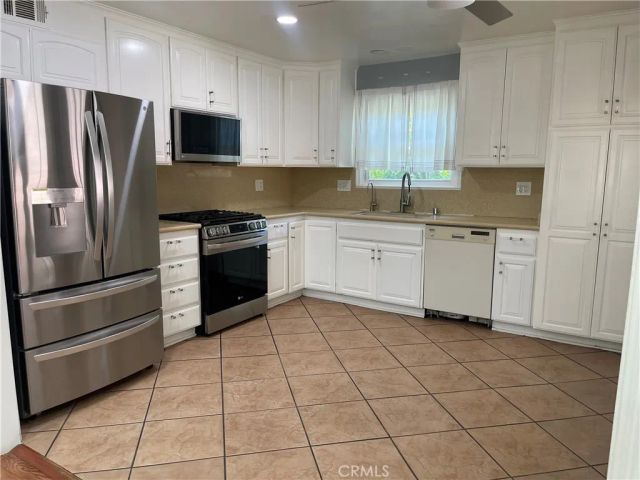 737 N Garsden, Covina, CA 91724
