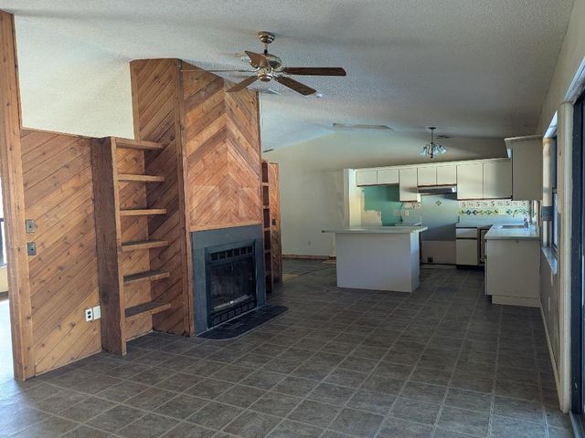 5511 Paleo Pines Circle, Fort Pierce, FL 34951