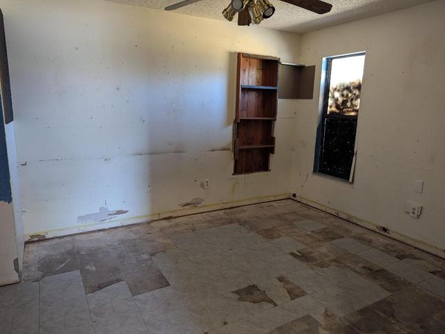 5511 Paleo Pines Circle, Fort Pierce, FL 34951