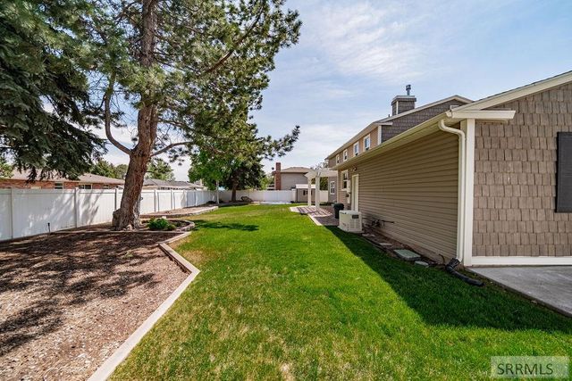 1821 Malibu Drive, Idaho Falls, ID 83404