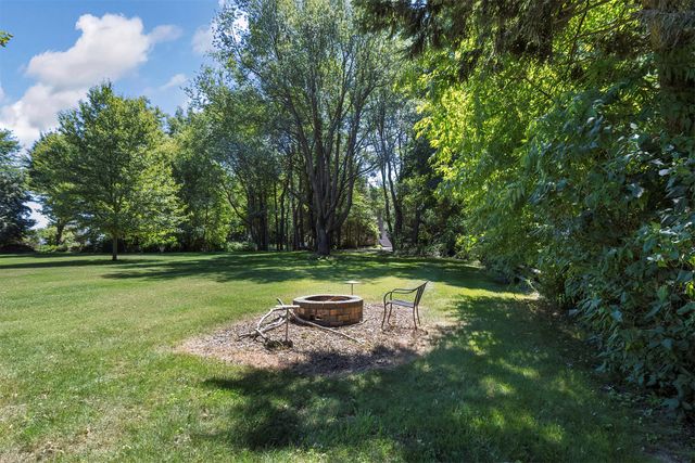 6715 W LAKE Road, Fairview, PA 16415