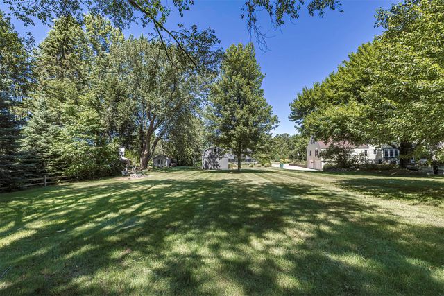 6715 W LAKE Road, Fairview, PA 16415