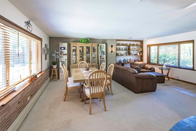 6715 W LAKE Road, Fairview, PA 16415