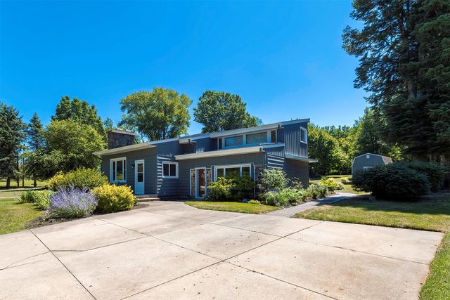 6715 W LAKE Road, Fairview, PA 16415