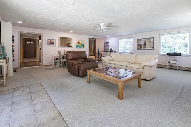 6715 W LAKE Road, Fairview, PA 16415