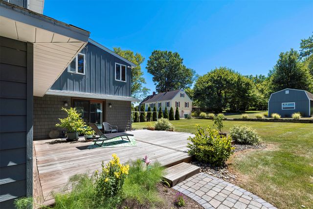 6715 W LAKE Road, Fairview, PA 16415