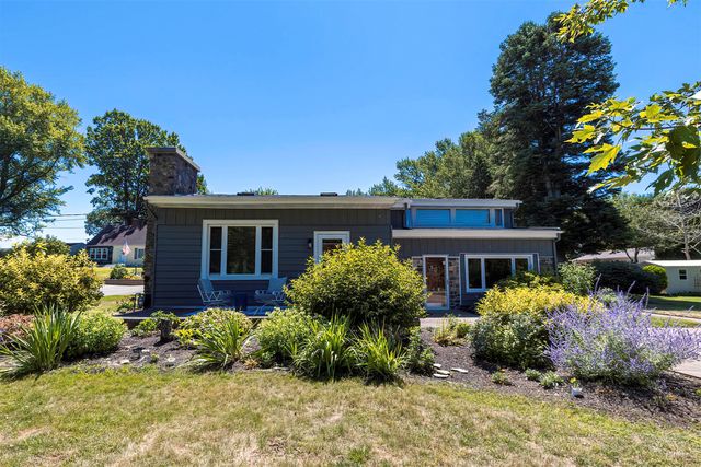 6715 W LAKE Road, Fairview, PA 16415