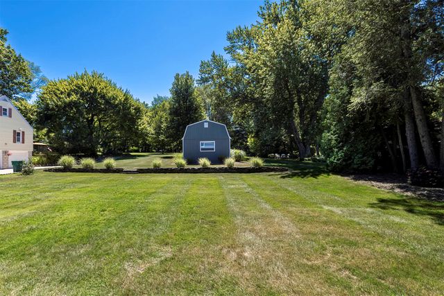 6715 W LAKE Road, Fairview, PA 16415
