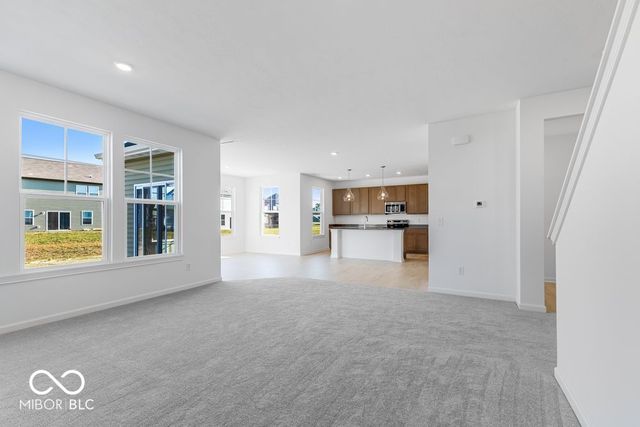 292 Commodore Drive, Pittsboro, IN 46167