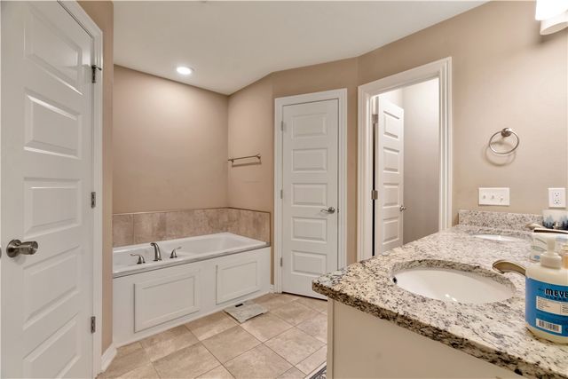 3874 E Bridgeton Street, Springdale, AR 72762