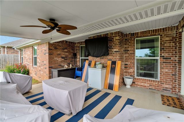 3874 E Bridgeton Street, Springdale, AR 72762