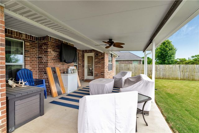 3874 E Bridgeton Street, Springdale, AR 72762