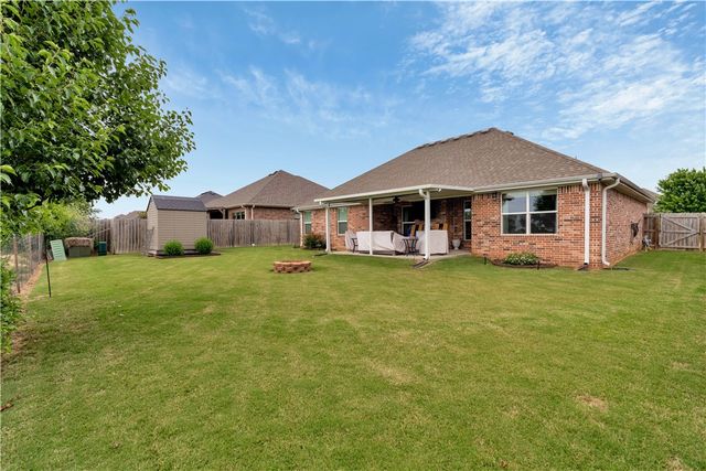 3874 E Bridgeton Street, Springdale, AR 72762