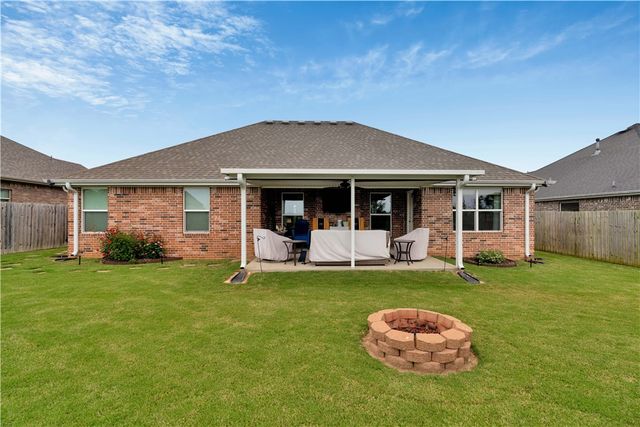 3874 E Bridgeton Street, Springdale, AR 72762
