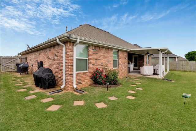 3874 E Bridgeton Street, Springdale, AR 72762