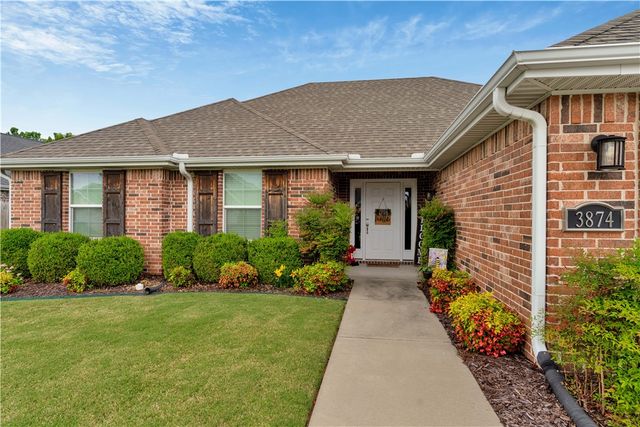 3874 E Bridgeton Street, Springdale, AR 72762