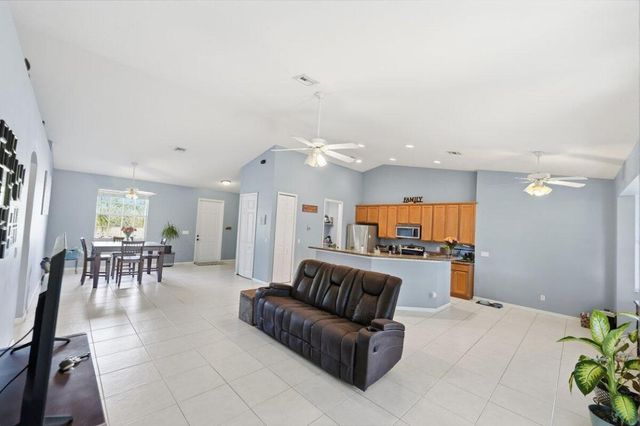 5859 NW Cullom Circle, Port St. Lucie, Port St Lucie, FL 34986