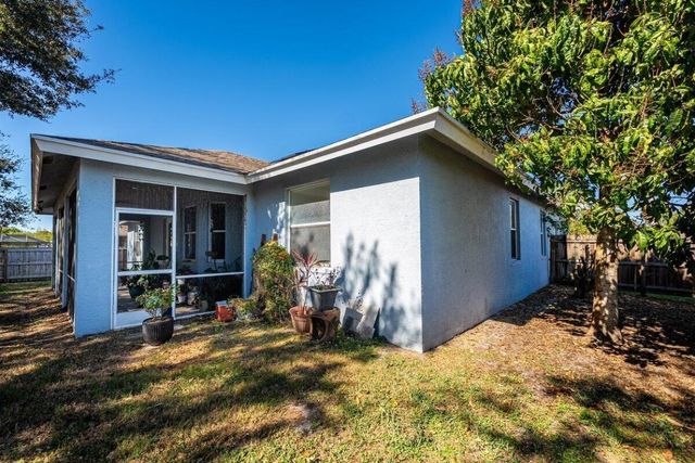 5859 NW Cullom Circle, Port St. Lucie, Port St Lucie, FL 34986