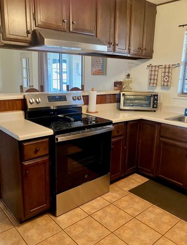 215 Circle C Ave, Fort Davis, TX 79734