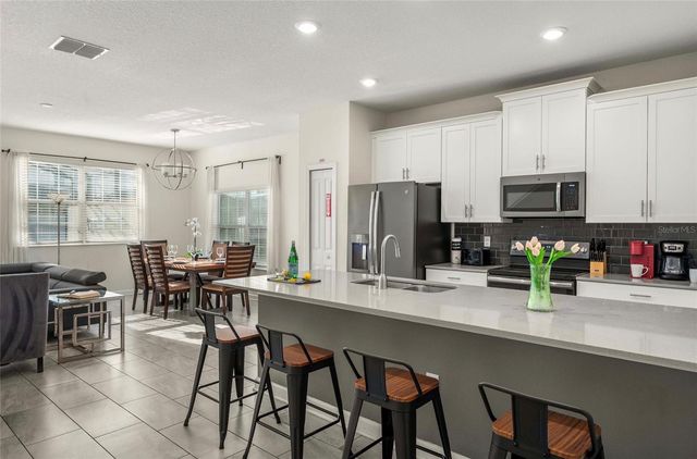 8934 STINGER DRIVE, Davenport, FL 33896