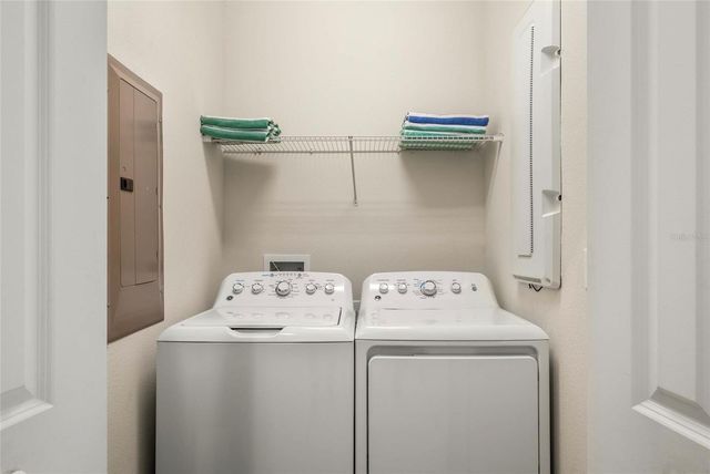 8934 STINGER DRIVE, Davenport, FL 33896