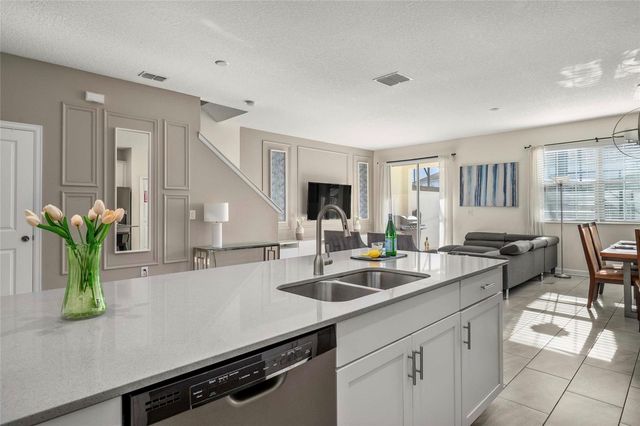 8934 STINGER DRIVE, Davenport, FL 33896