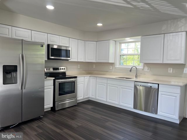 6604 SUITLAND RD, Suitland, MD 20746