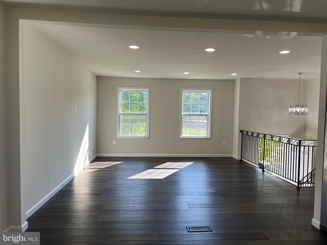 6604 SUITLAND RD, Suitland, MD 20746