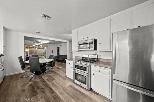 27215 Barada Avenue, Saugus, CA 91350