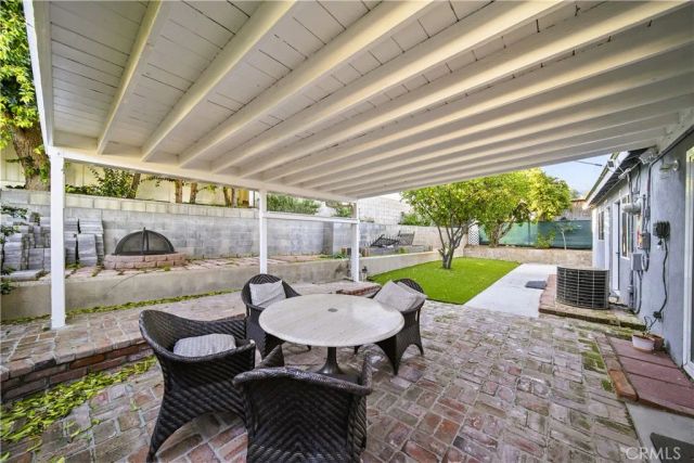 27215 Barada Avenue, Saugus, CA 91350