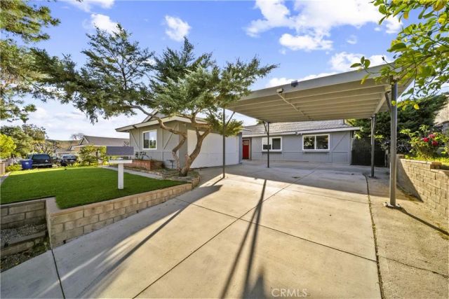 27215 Barada Avenue, Saugus, CA 91350