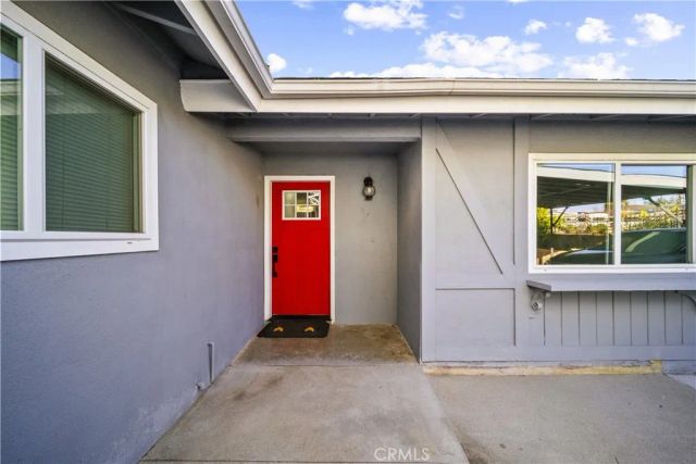 27215 Barada Avenue, Saugus, CA 91350