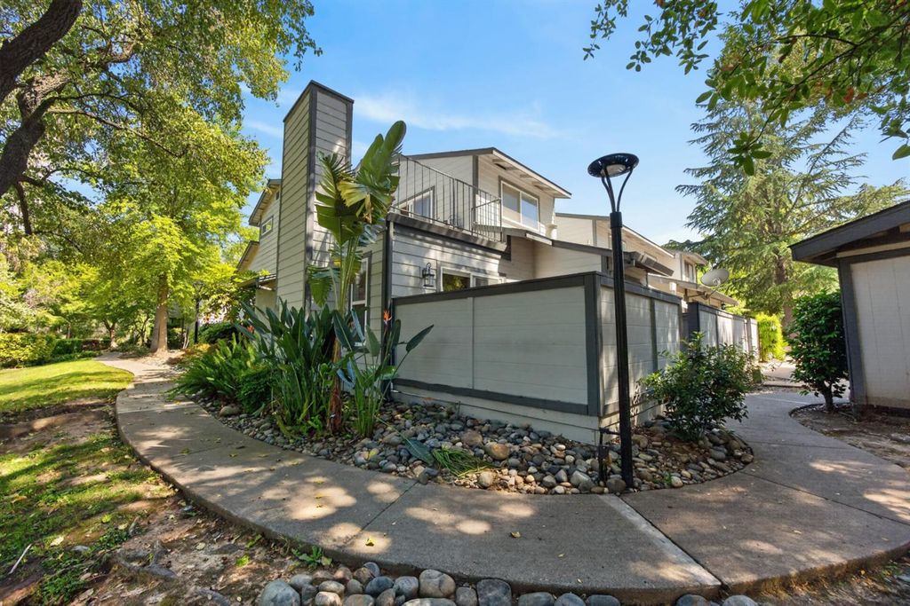 6349 Slippery Creek Ln, Citrus Heights, CA 95621