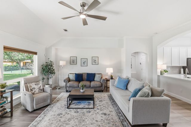 12001 Lockhart Court, Denton, TX 76207