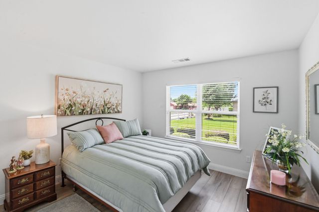 12001 Lockhart Court, Denton, TX 76207