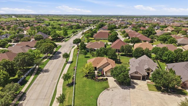 12001 Lockhart Court, Denton, TX 76207