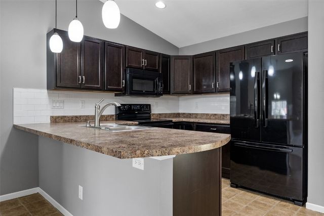 1130 13th Street NW, Cedar Rapids, IA 52405