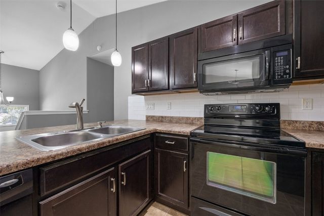 1130 13th Street NW, Cedar Rapids, IA 52405