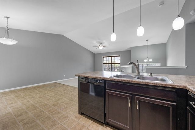 1130 13th Street NW, Cedar Rapids, IA 52405