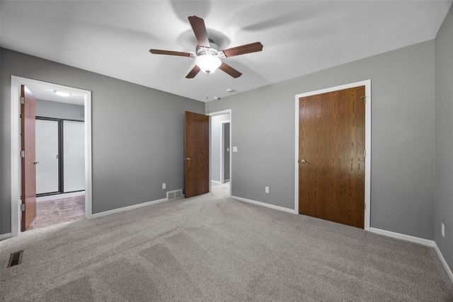 1130 13th Street NW, Cedar Rapids, IA 52405