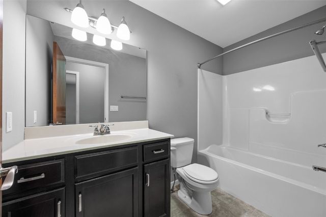 1130 13th Street NW, Cedar Rapids, IA 52405