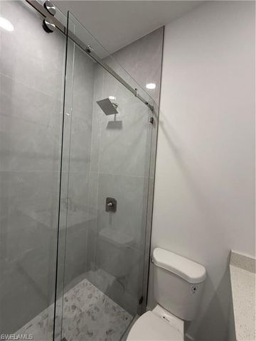 207 W 15th ST, Lehigh Acres, FL 33972