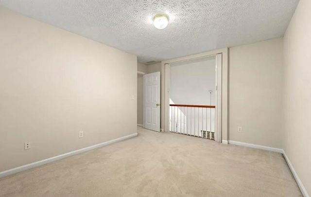 4450 Bradstone NW Trace, Lilburn, GA 30047