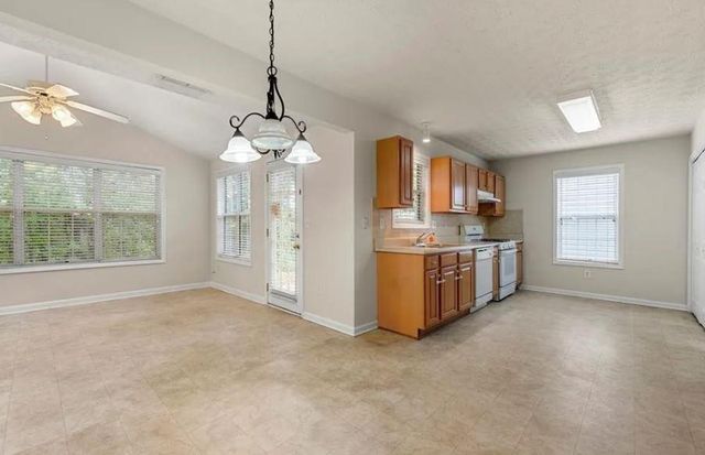 4450 Bradstone NW Trace, Lilburn, GA 30047