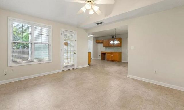 4450 Bradstone NW Trace, Lilburn, GA 30047